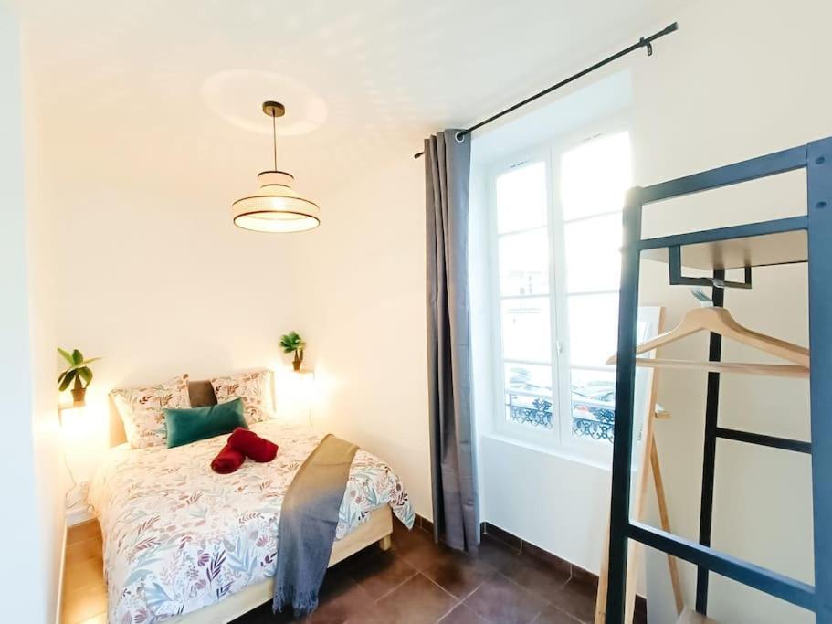 Cosy Calypso 2Ch - Quartier Des Halles & Parking Pau Exterior photo
